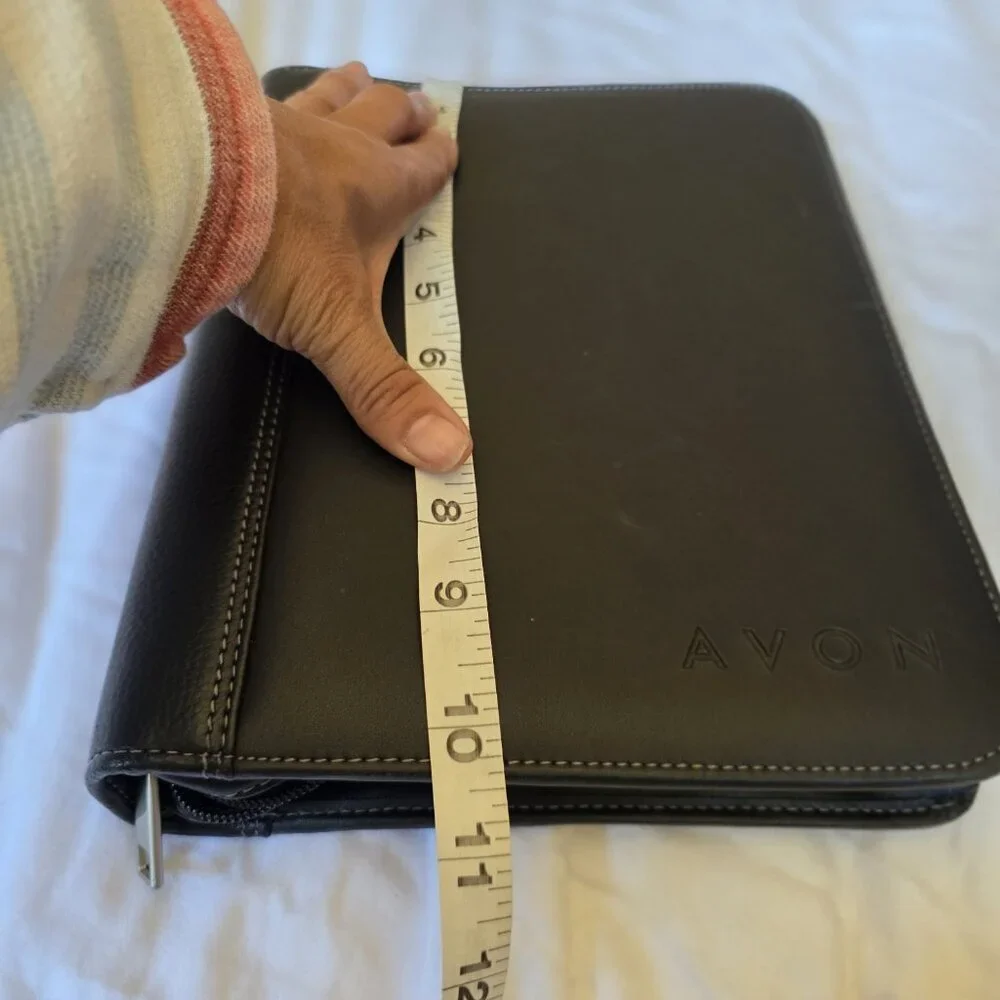 Avon Black Planner Organizer Zippered 10 X 8 in.